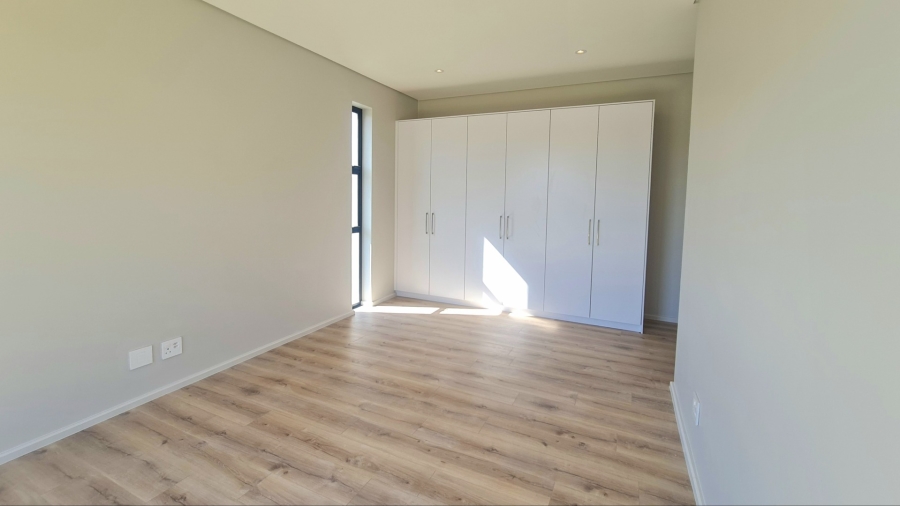 4 Bedroom Property for Sale in Baron View Western Cape